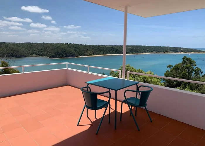 Casa No Rio - River House
